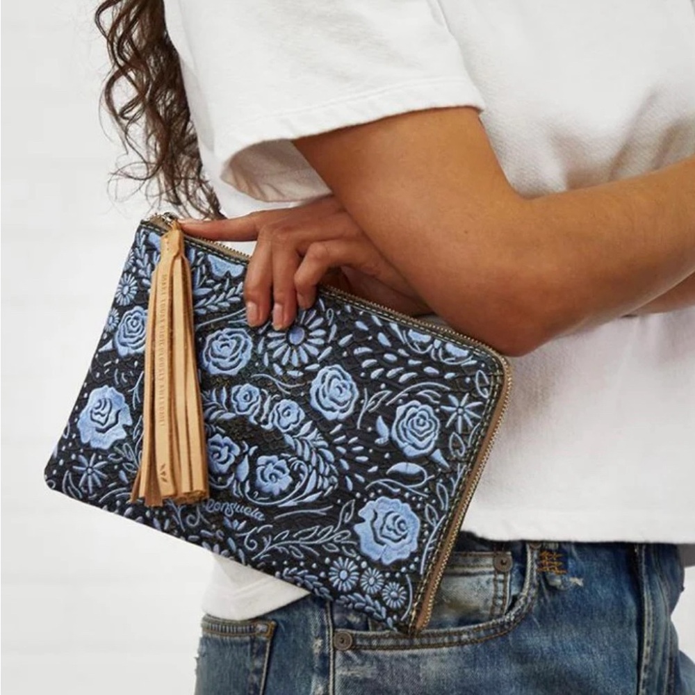 Consuela L-shaped clutch, besos is the bag name, I believe.